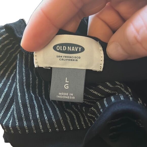 Old‎ Navy Tank Top Black Sleeveless Striped Diamond Print Casual Women's - Picture 2 of 5